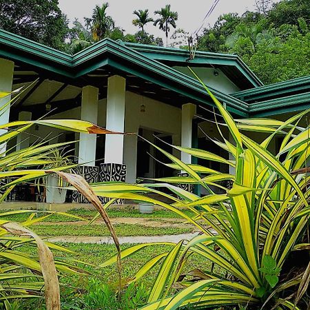 Salmanel Resort ラトゥナプラ エクステリア 写真